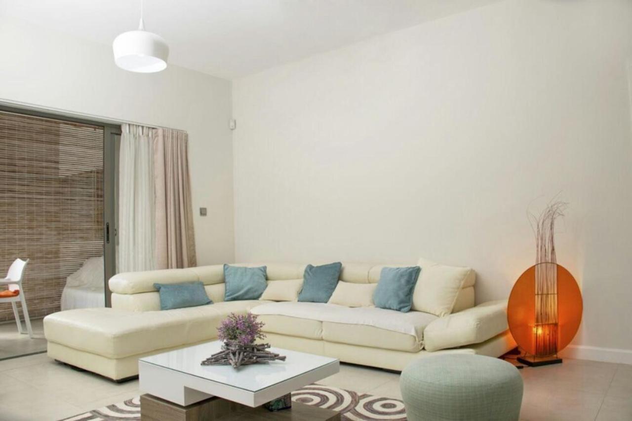 Luxury Modern 2-Bed Apartment Pereybere Grand Bay Εξωτερικό φωτογραφία